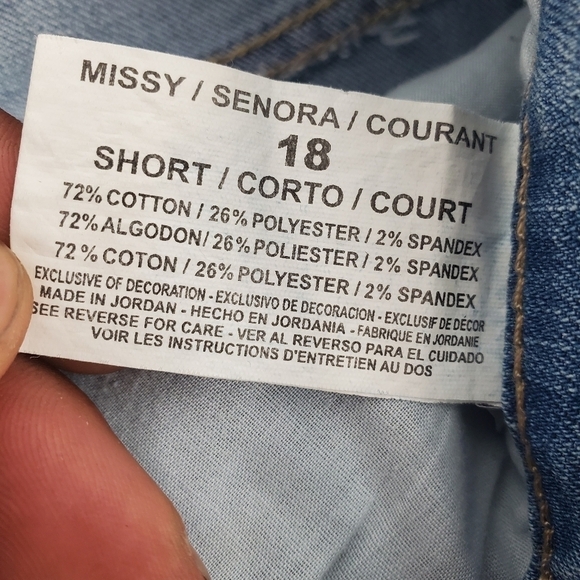 Gloria Vanderbilt Women’s Amanda Jeans Size Missy 18 Blue - Picture 3 of 12